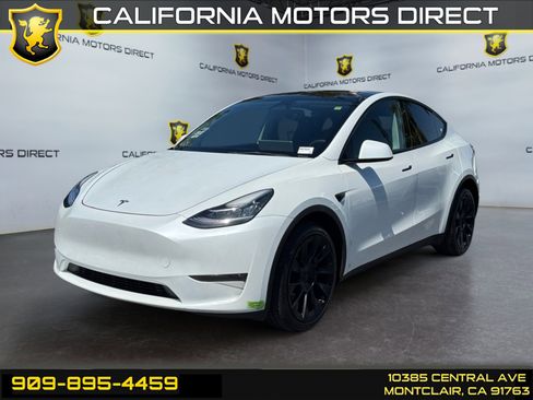 Used 2023 Tesla Model Y Long Range AWD/4WD image 1