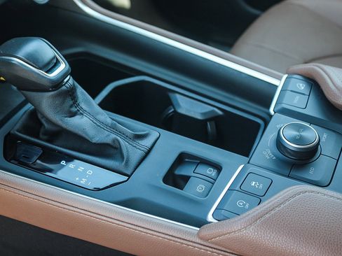 Certified 2024 Toyota Grand Highlander Platinum image 20