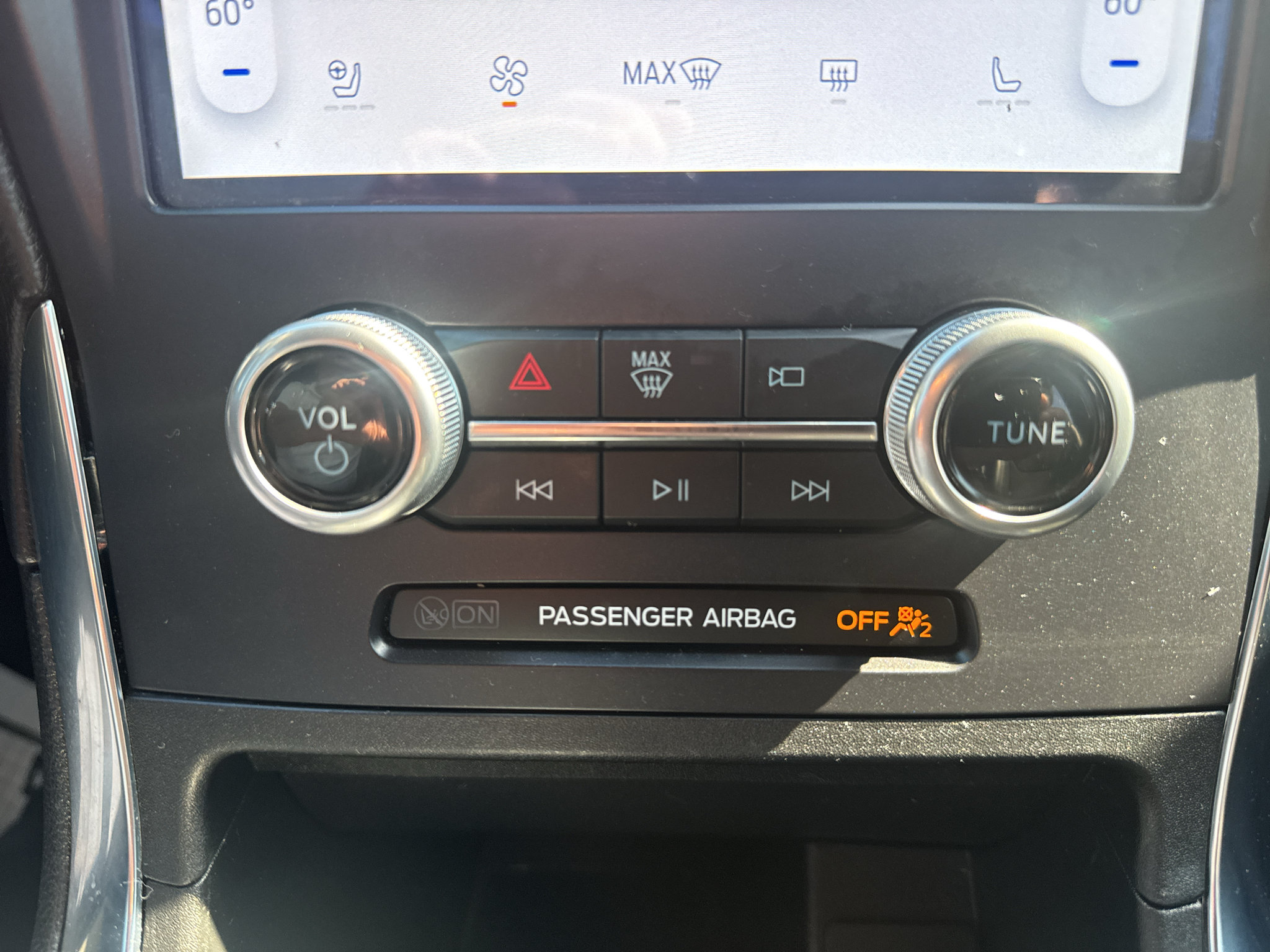 Used 2022 Ford Edge ST w/ Equipment Group 401A AWD/4WD image 18