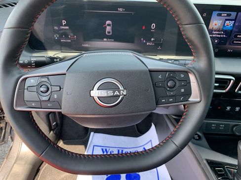 Used 2026 Nissan Sentra SR w/ Floor Mat Package FWD image 15