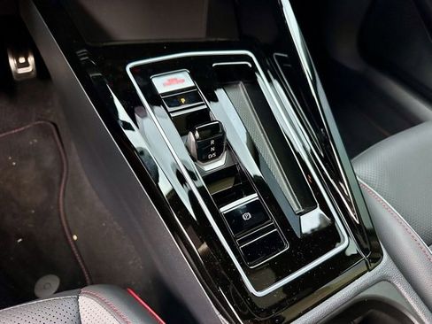 Used 2025 Volkswagen GTI Autobahn image 30