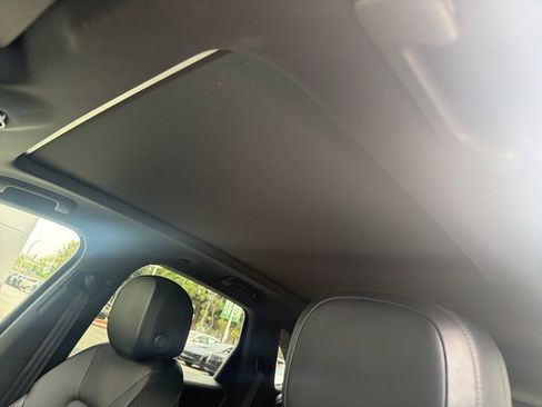 Used 2020 Porsche Cayenne AWD/4WD image 10