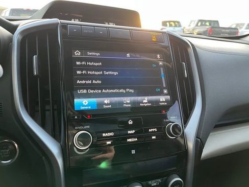Used 2019 Subaru Ascent Limited image 46