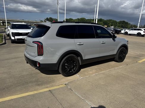 Used 2025 Kia Telluride EX X-Line AWD/4WD image 15