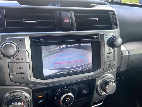 Used 2017 Toyota 4Runner SR5 RWD image 29