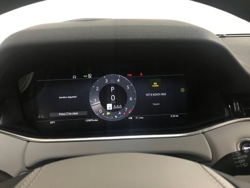 Used 2023 Land Rover Range Rover Evoque SE image 15