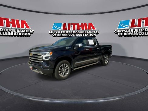 Used 2023 Chevrolet Silverado 1500 High Country w/ Technology Package AWD/4WD image 4