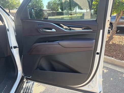 Used 2023 Cadillac Escalade Sport Platinum w/ LPO, ONYX Package AWD/4WD image 25