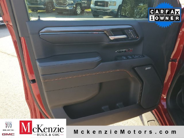 Used 2022 GMC Sierra 1500 AT4 w/ AT4 Premium Package AWD/4WD image 9