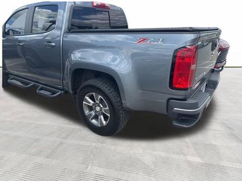Used 2018 Chevrolet Colorado Z71 AWD/4WD image 4