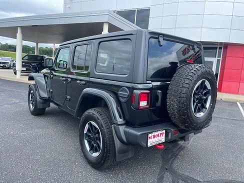 Used 2022 Jeep Wrangler Unlimited Rubicon w/ Cold Weather Group AWD/4WD image 5