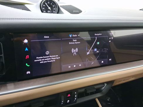 New 2026 Porsche Cayenne S image 21