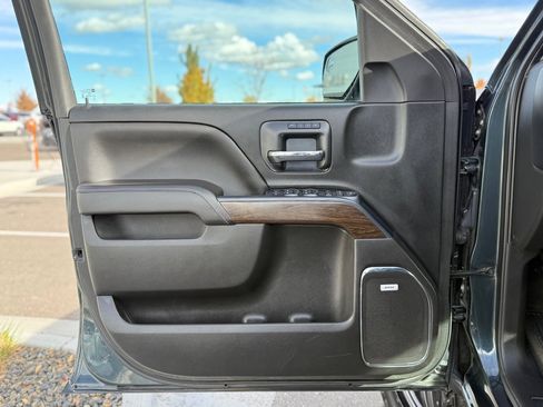 Used 2017 GMC Sierra 1500 Denali image 9