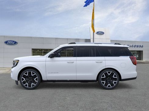 New 2026 Ford Expedition Platinum w/ Platinum Ultimate Package AWD/4WD image 4