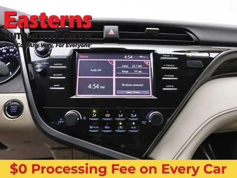 Used 2019 Toyota Camry LE w/ Convenience Package FWD image 12