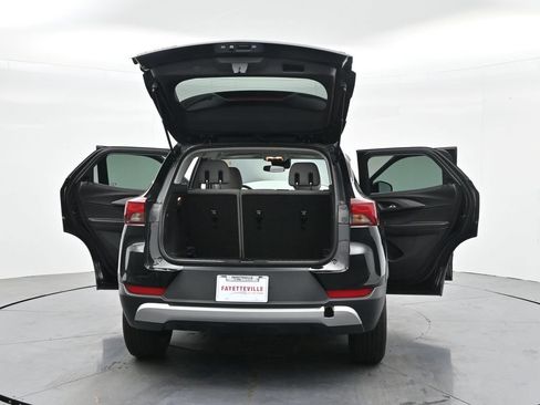 Used 2025 Chevrolet TrailBlazer LT FWD image 49