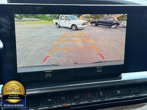 Used 2023 Chevrolet Silverado 1500 LT image 16