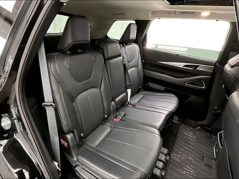 Certified 2025 INFINITI QX60 Luxe w/ Vision Package image 20