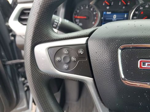 Used 2023 GMC Acadia SLE w/ Driver Convenience Package image 19