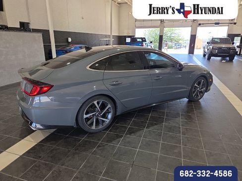 Used 2021 Hyundai Sonata SEL Plus w/ Tech Package FWD image 5