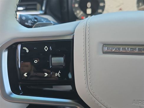 Certified 2023 Land Rover Range Rover Velar HST image 18