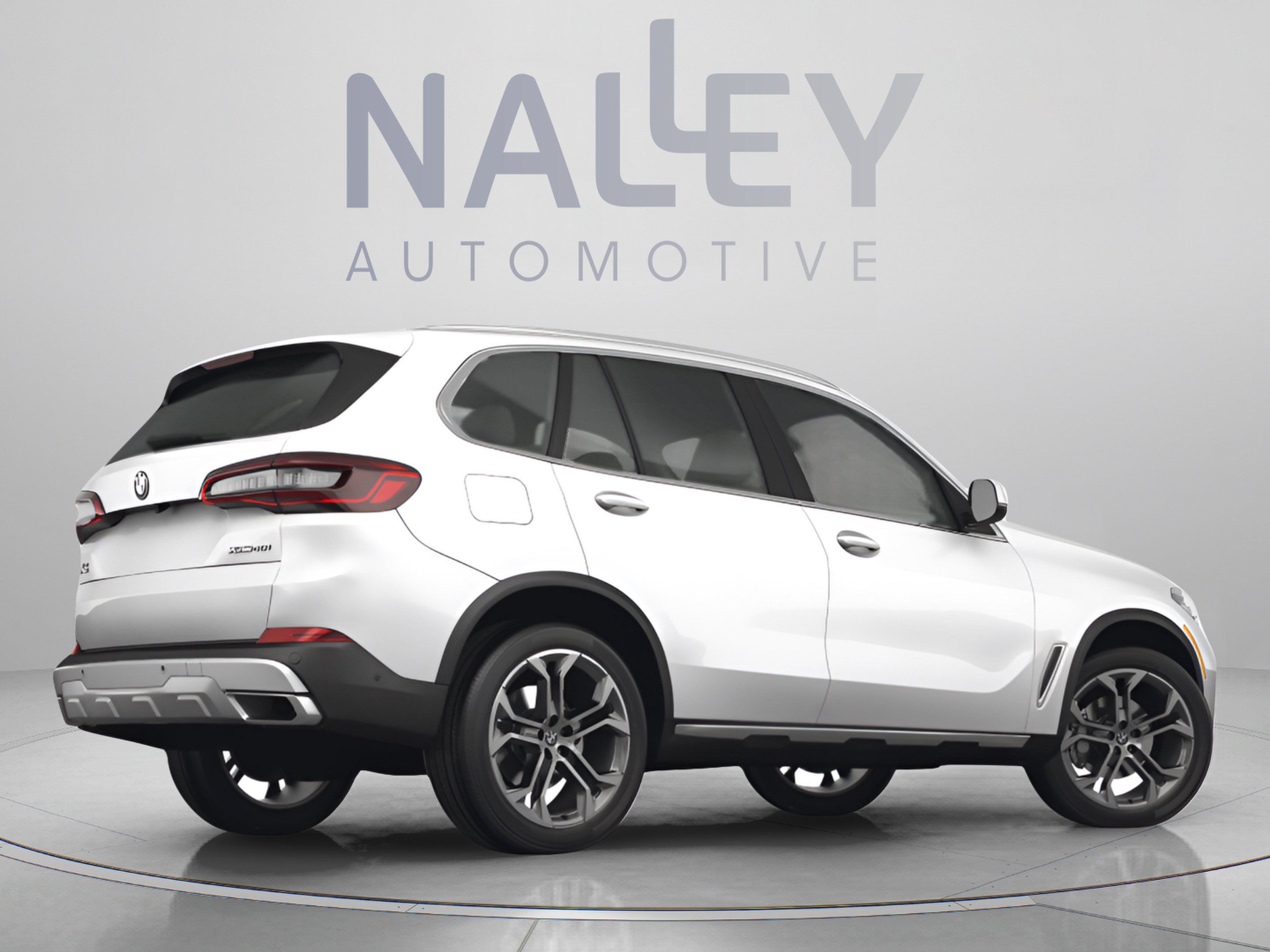 Used 2023 BMW X5 xDrive40i w/ M Sport Package AWD/4WD image 5