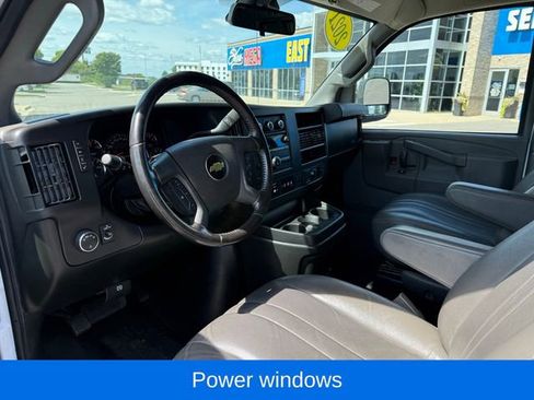 Used 2021 Chevrolet Express 3500 Extended w/ Driver Convenience Package RWD image 12