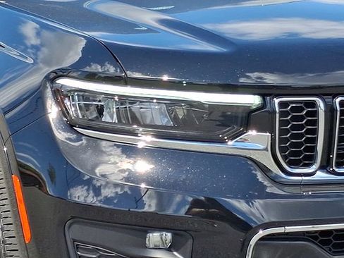 New 2025 Jeep Grand Cherokee L Overland w/ Luxury Tech Group IV AWD/4WD image 7