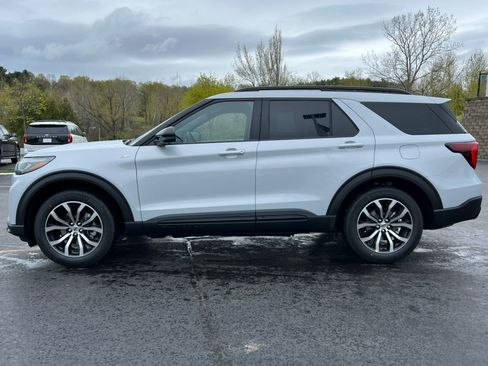 Used 2026 Ford Explorer ST-Line AWD/4WD image 43