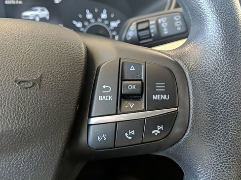 Used 2022 Ford Escape SE image 18