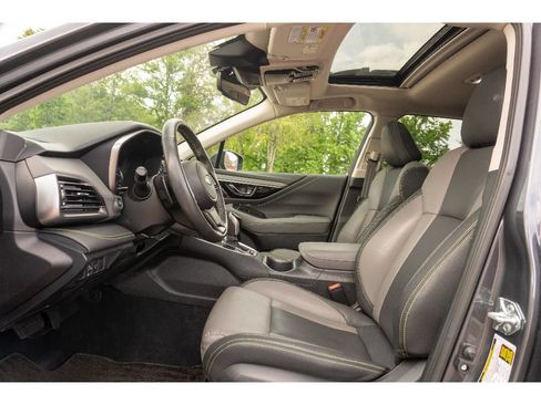 Used 2025 Subaru Outback Onyx Edition AWD/4WD image 12