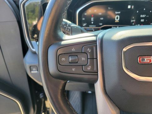 Used 2022 GMC Sierra 1500 SLT image 18