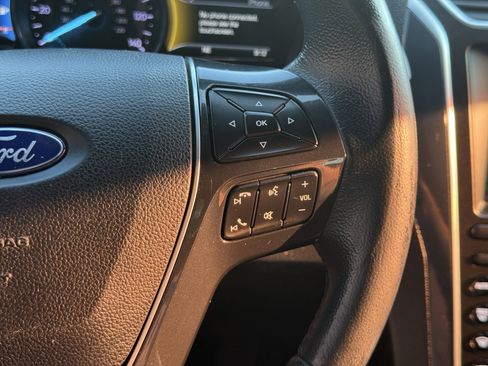 Used 2019 Ford Explorer Limited w/ Class III Trailer Tow Package image 26