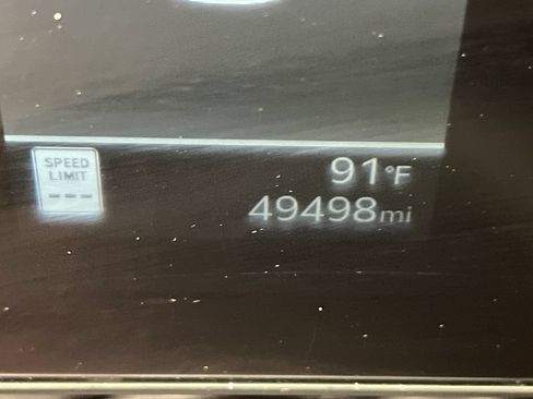 Used 2025 Kia Carnival FWD image 58
