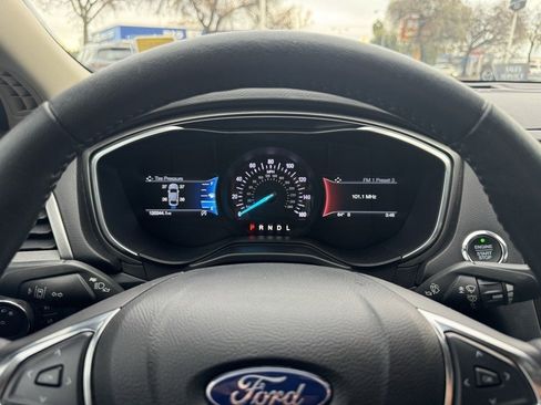 Used 2020 Ford Fusion SE w/ Equipment Group 151A image 13