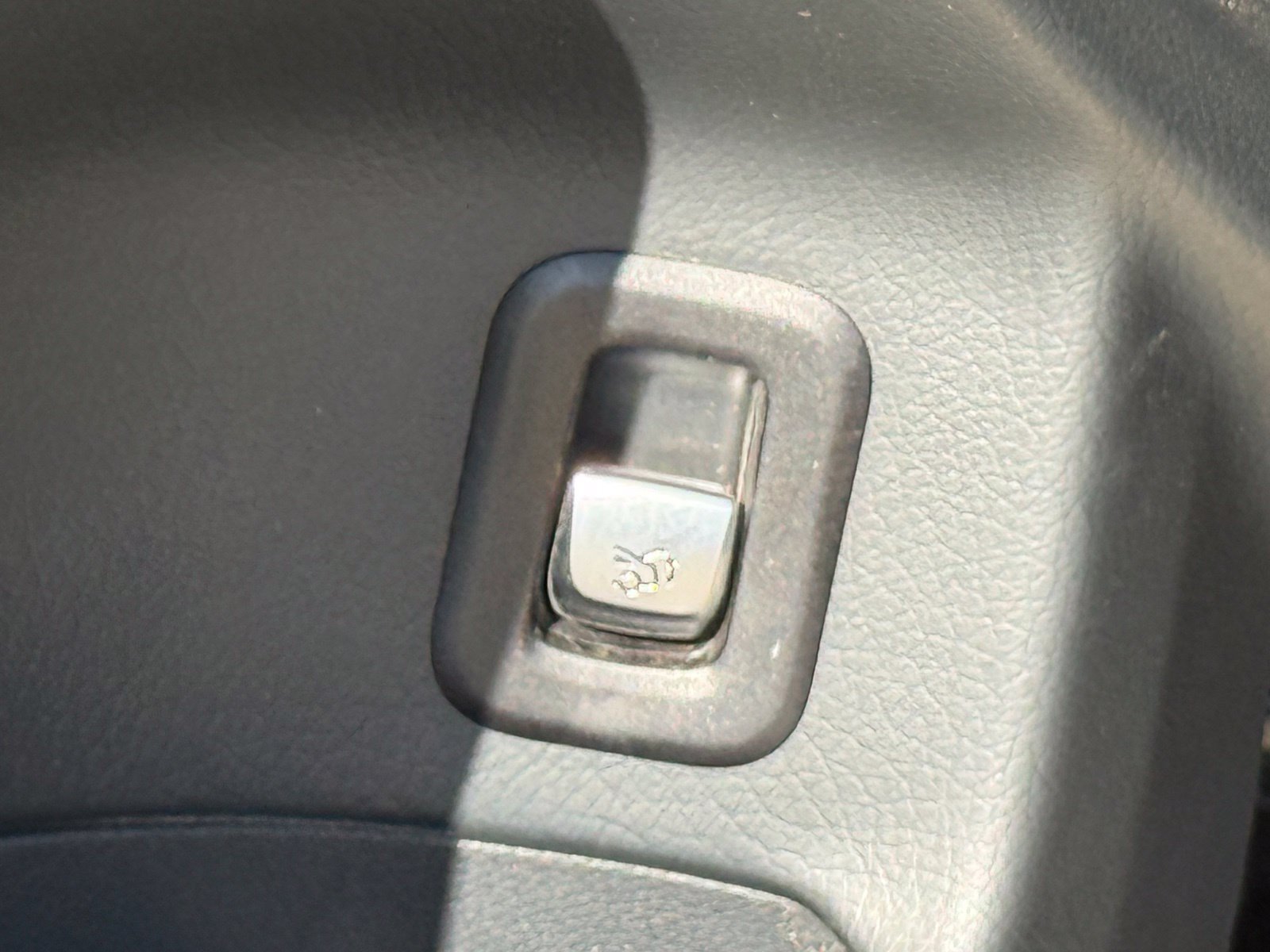Used 2022 Mercedes-Benz GLC 300 image 23