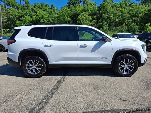 Used 2025 GMC Acadia AT4 w/ Super Cruise Package AWD/4WD image 7