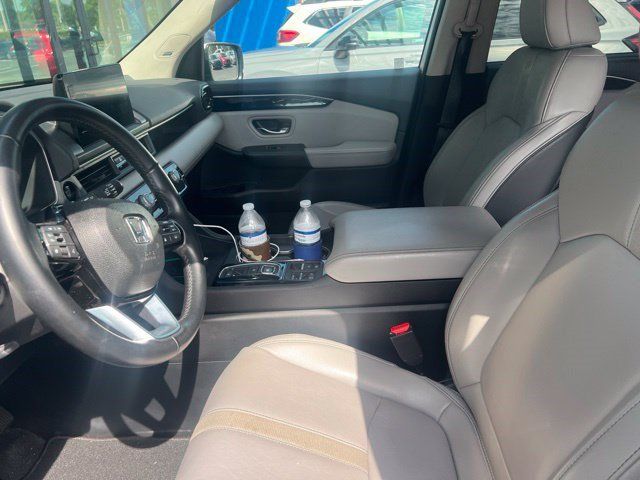 Used 2023 Honda Pilot Touring image 12