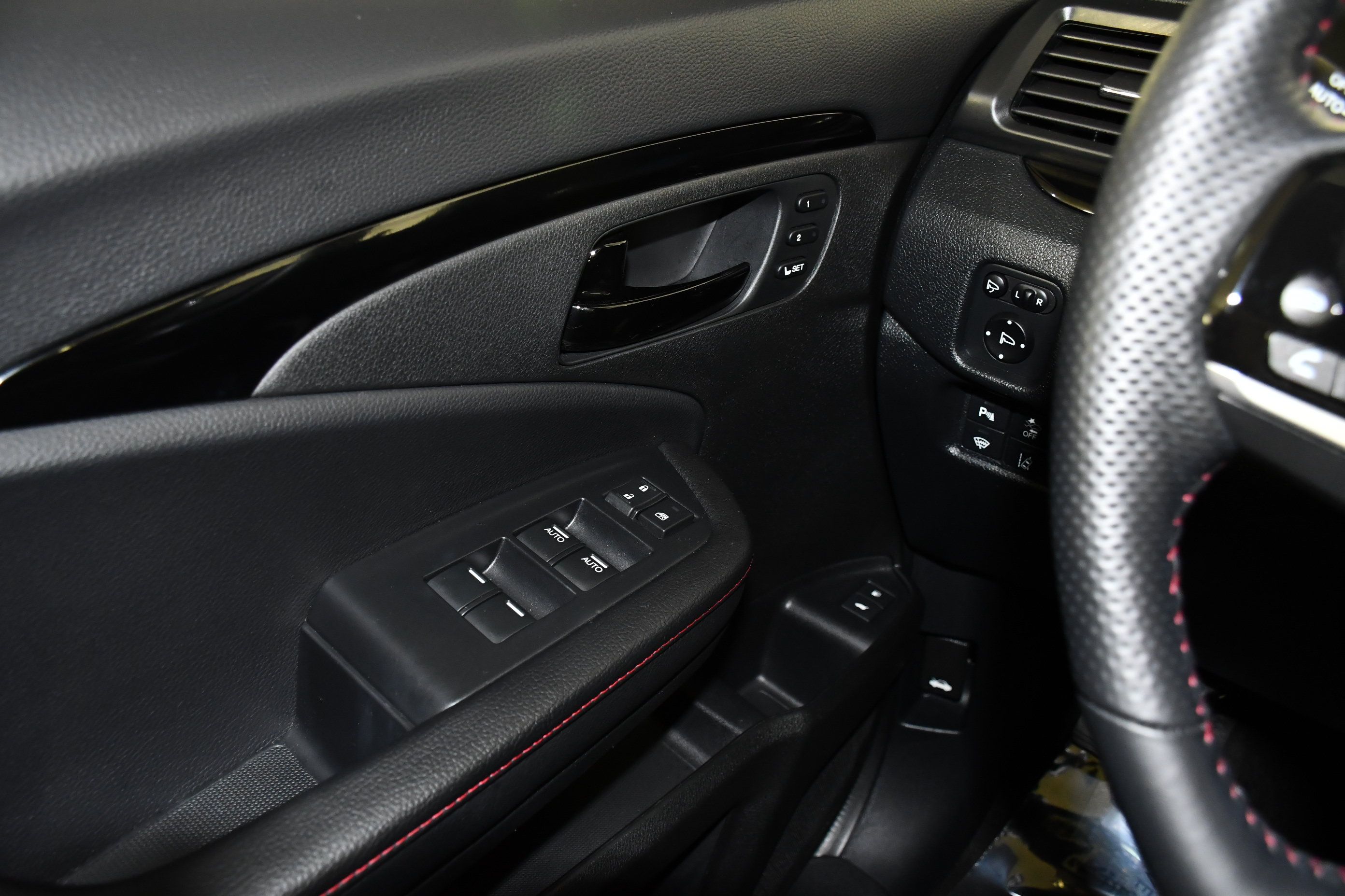 Used 2024 Honda Passport Black Edition image 33
