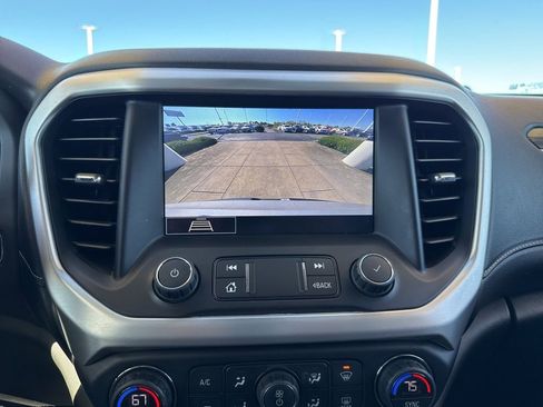 Used 2020 GMC Acadia SLT image 17