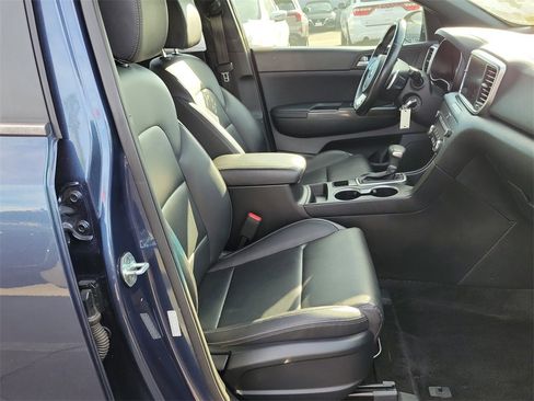 Used 2022 Kia Sportage Nightfall Edition image 17