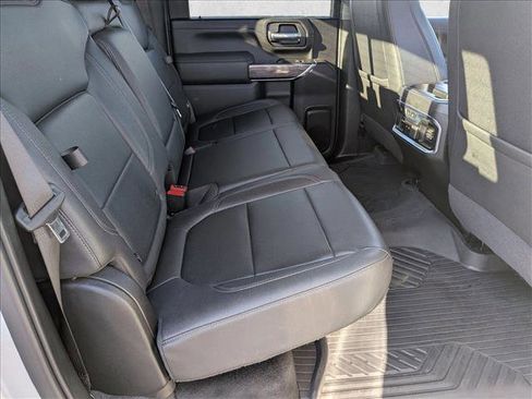 Used 2022 Chevrolet Silverado 2500 LTZ w/ LTZ Premium Package image 18