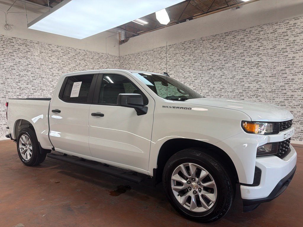 Used 2022 Chevrolet Silverado 1500 Custom w/ Safety Confidence Package RWD image 1