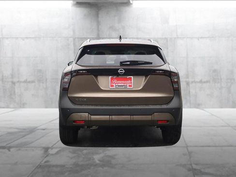 New 2026 Nissan Kicks SV w/ SV Premium Package image 6