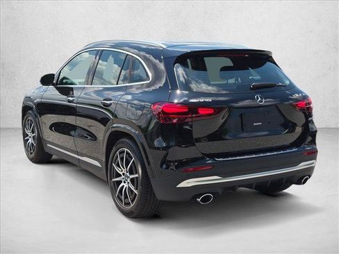 Used 2026 Mercedes-Benz GLA 35 AMG 4MATIC image 8