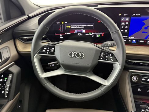 New 2025 Audi Q5 Premium Plus image 16