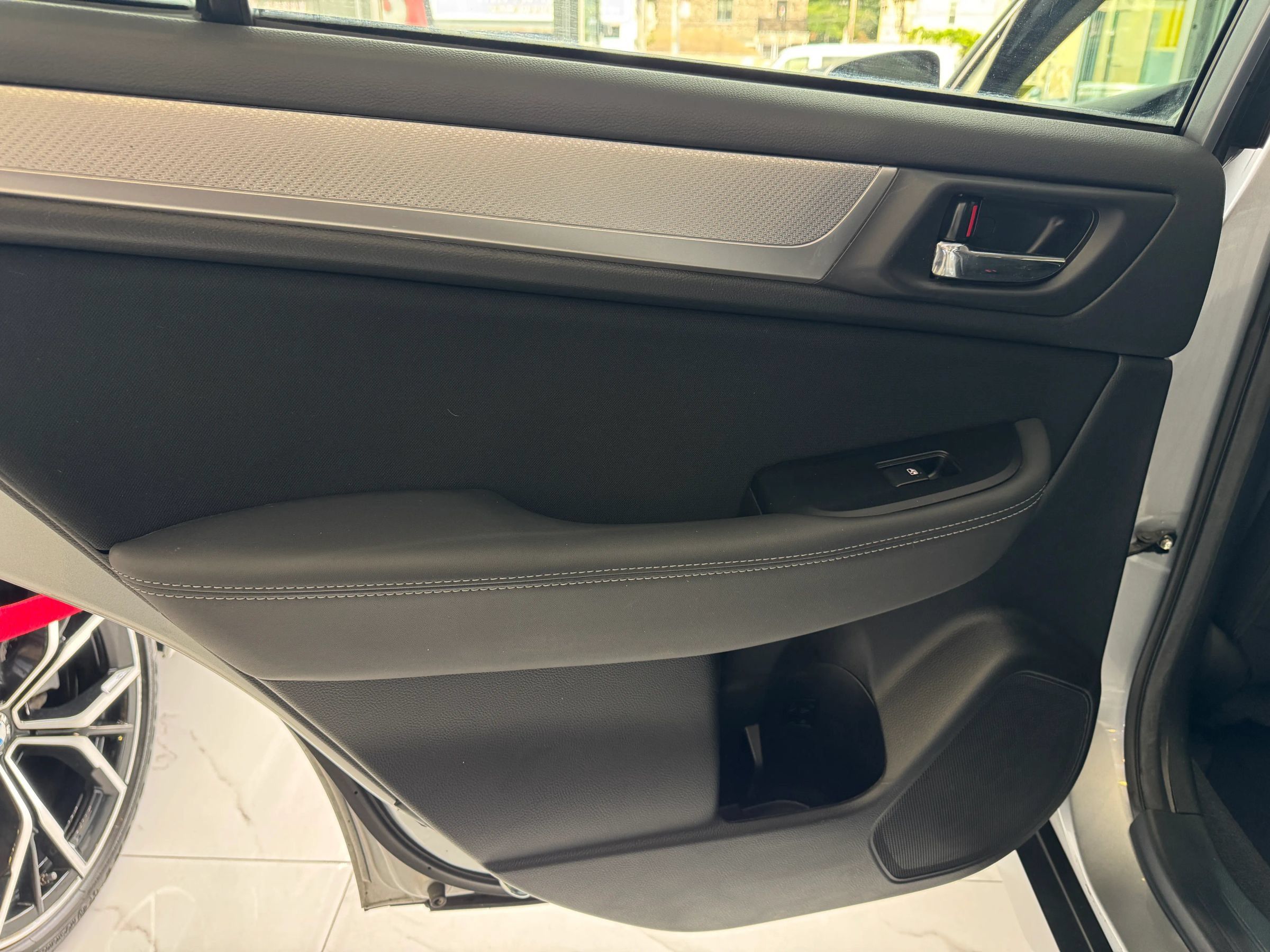 Used 2019 Subaru Outback 2.5i Premium AWD/4WD image 24