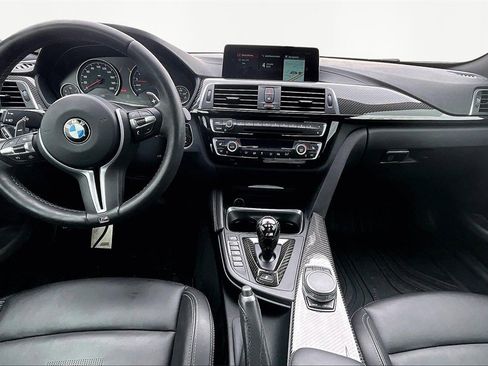 Used 2018 BMW M4 Coupe image 15