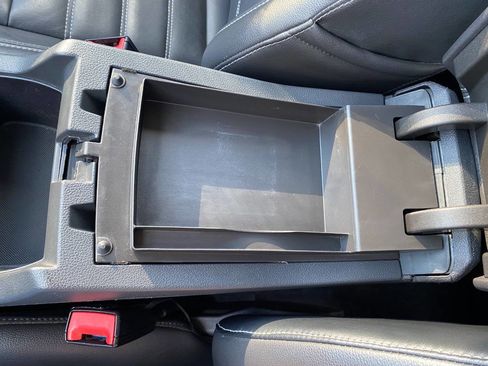 Used 2017 Ford Escape Titanium w/ Canadian Touring Package image 19