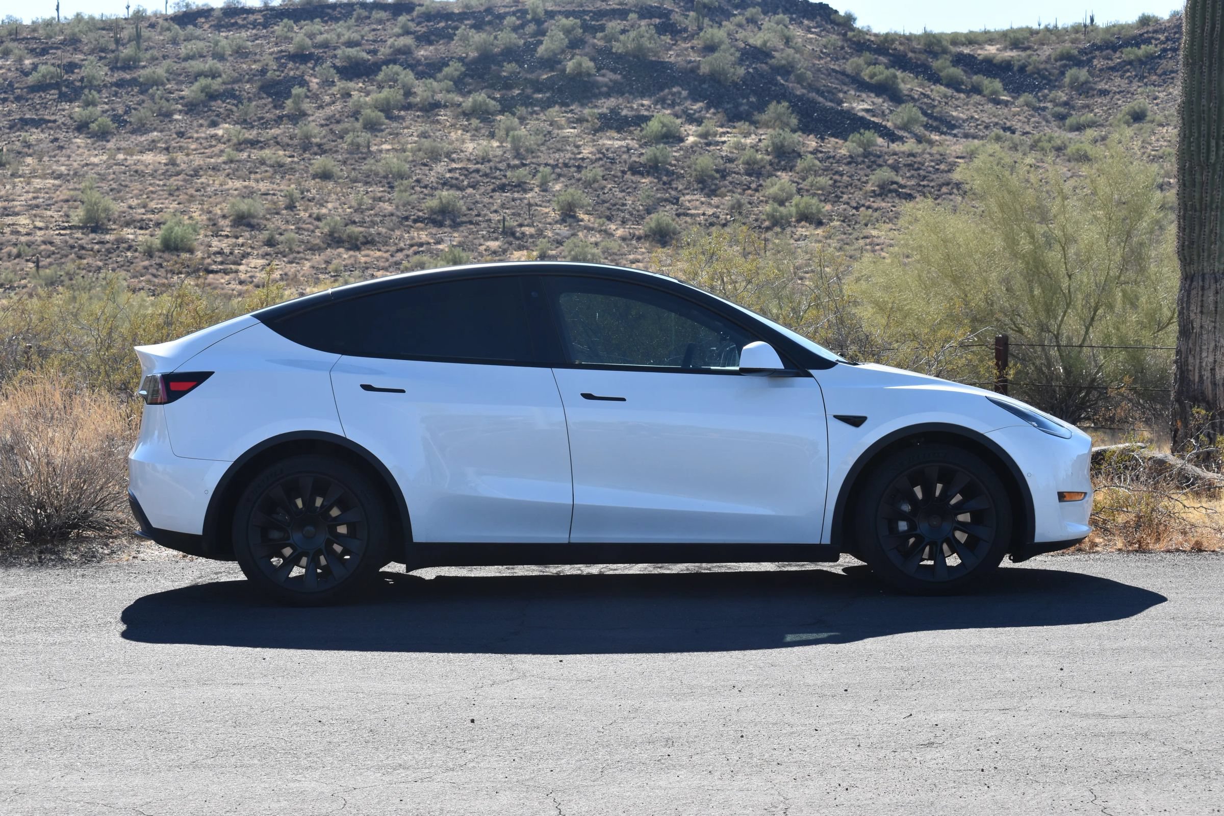 Used 2021 Tesla Model Y Long Range AWD/4WD image 8
